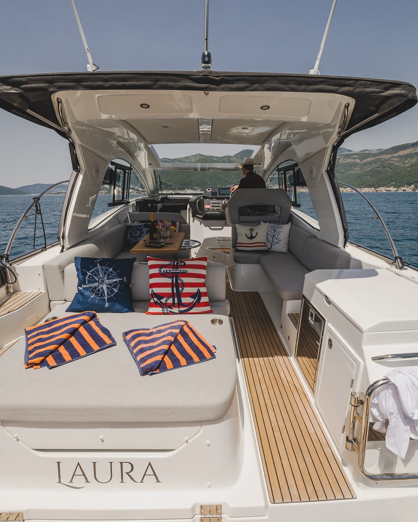 Beneteau Gran Turismo 36 — 3 / 4