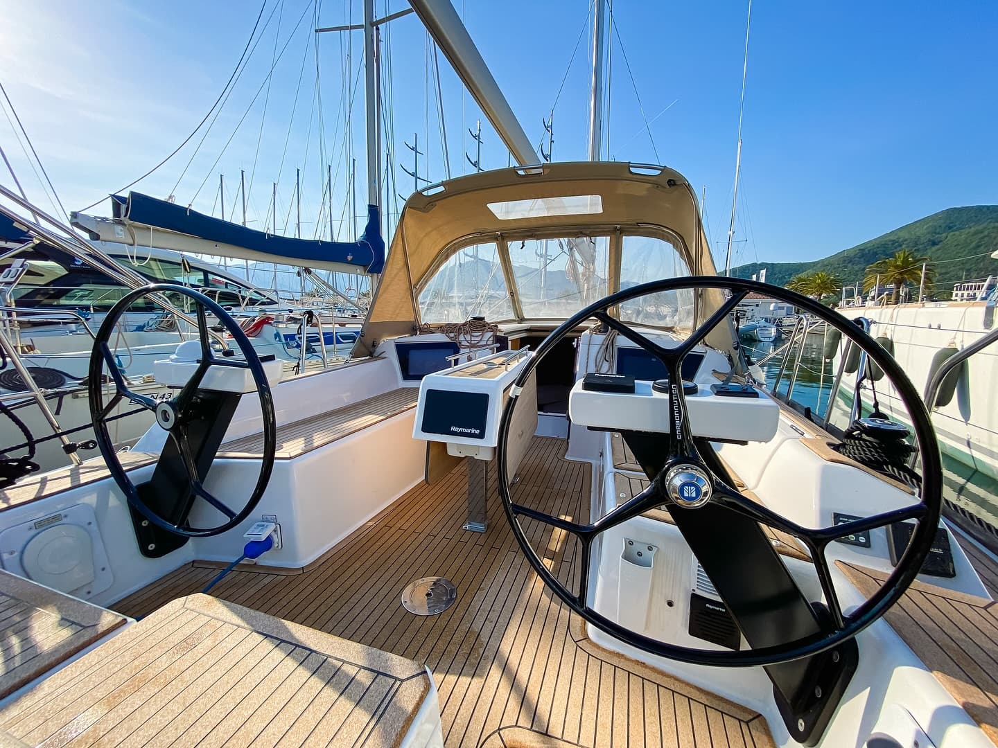 Dufour 360 gallery