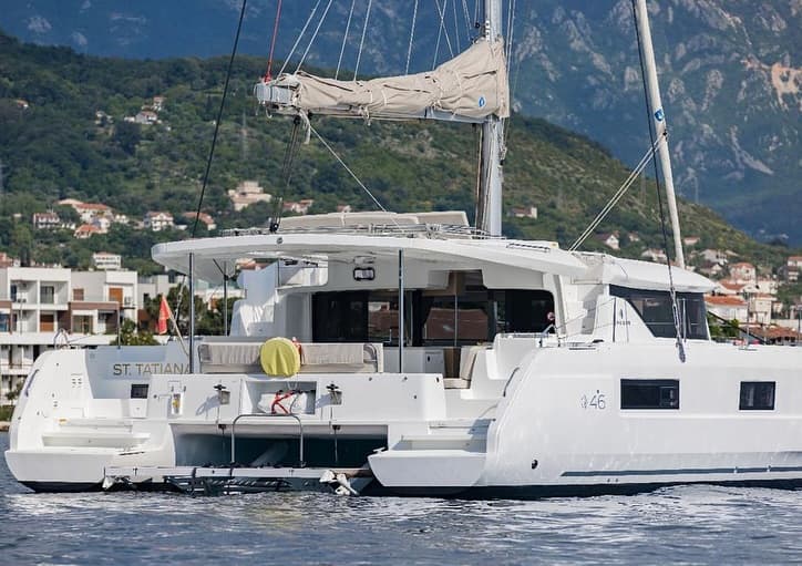 Lagoon 46 галерея